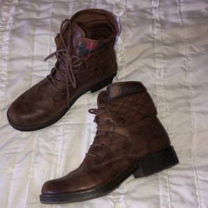 Brown Combat Boots with Flannel Collar